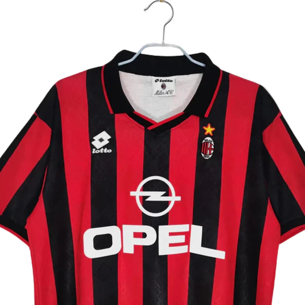 Jersey Milan Retro Vermelha e Preta Lotto - 1995/1996
