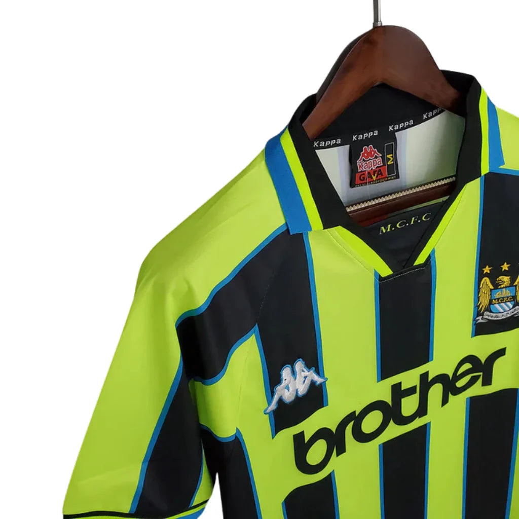 Jersey Manchester City Retro Amarela e Preta - 1998/1999