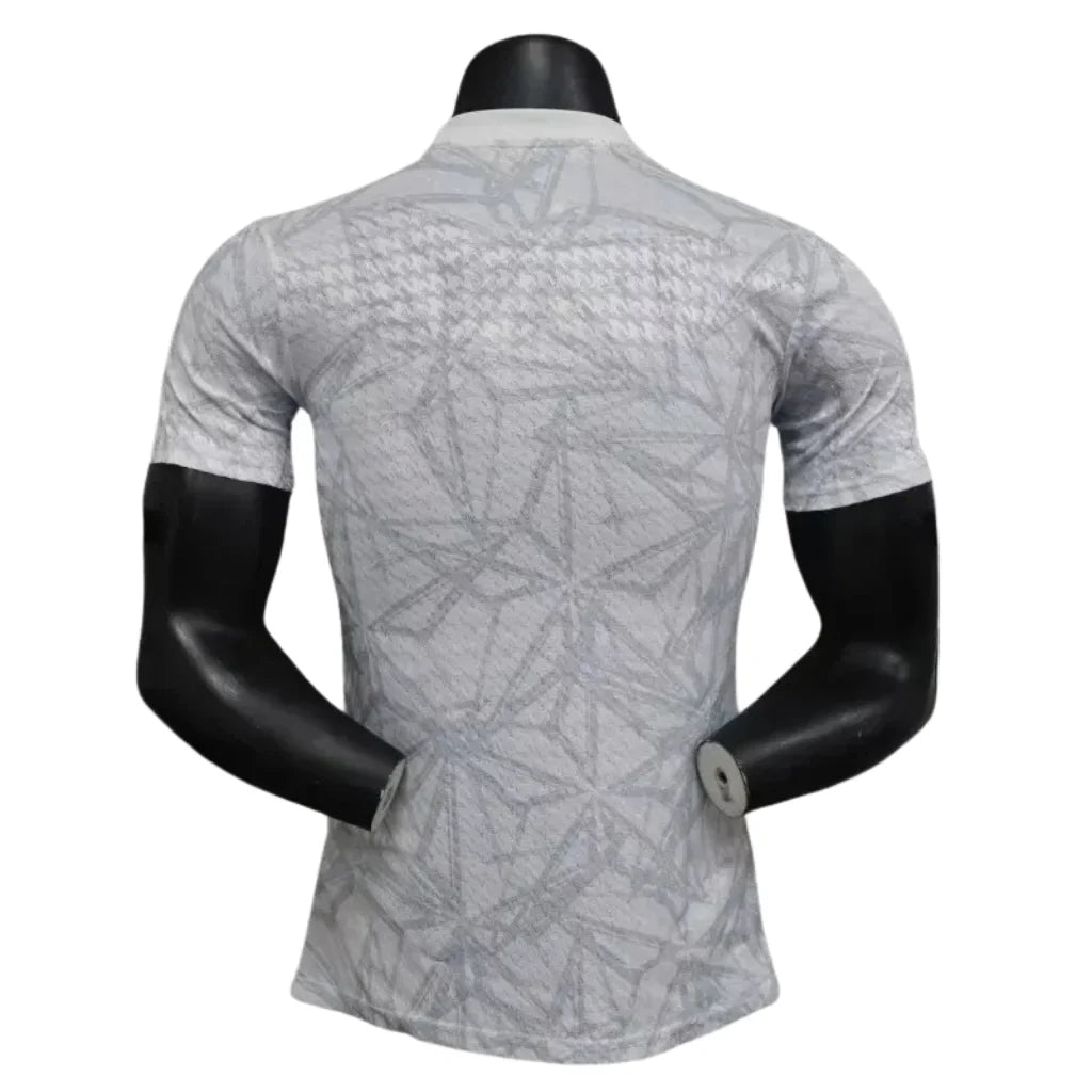 Jersey Edição Especial do Real Madrid Player Version - 2024/2025